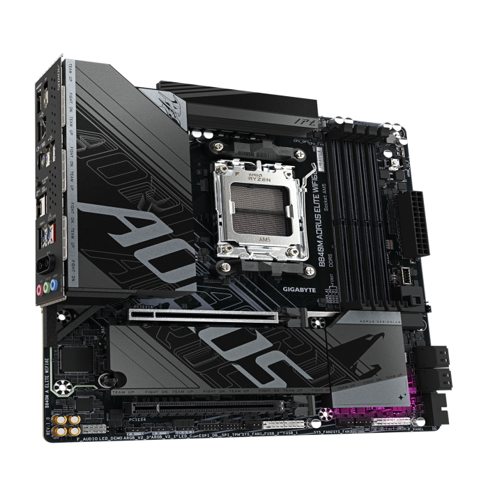 Gigabyte Motherboard Micro ATX Socket AM5 AMD B840 para Ryzen
